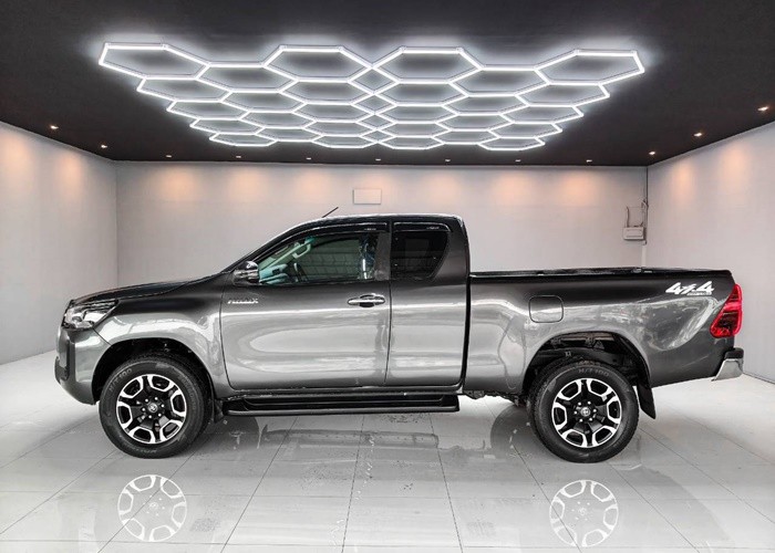 Used 6
                    TOYOTA
                     for Sale Image