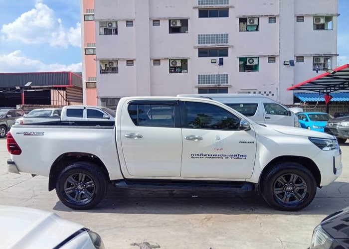 Used 3
                    TOYOTA
                     for Sale Image