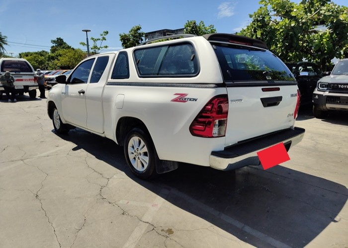Used 5
                    TOYOTA
                     for Sale Image