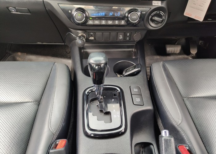 Used 5
                    TOYOTA
                     for Sale Image