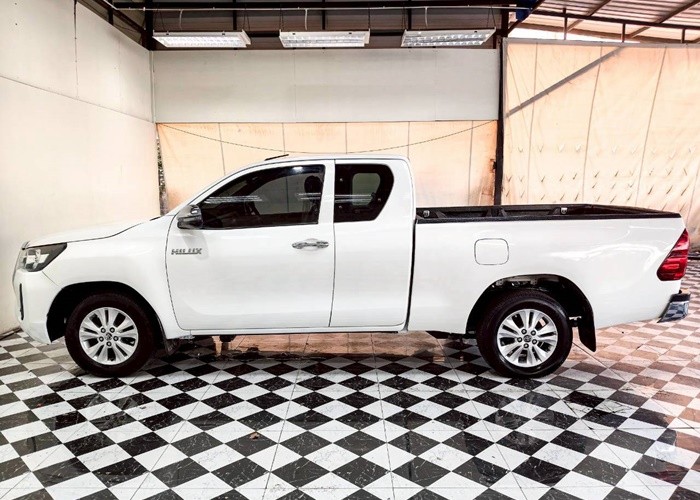 Used 2
                    TOYOTA
                     for Sale Image