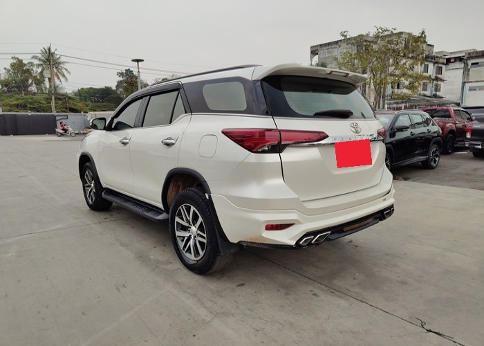 Used 7
                    TOYOTA
                     for Sale Image