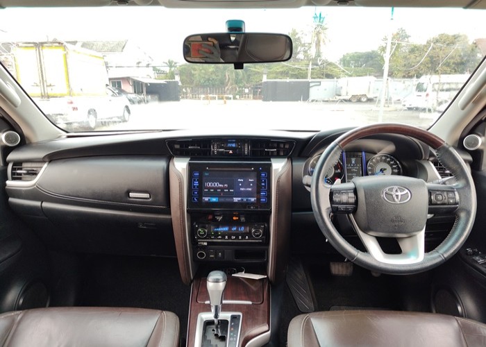 Used 7
                    TOYOTA
                     for Sale Image