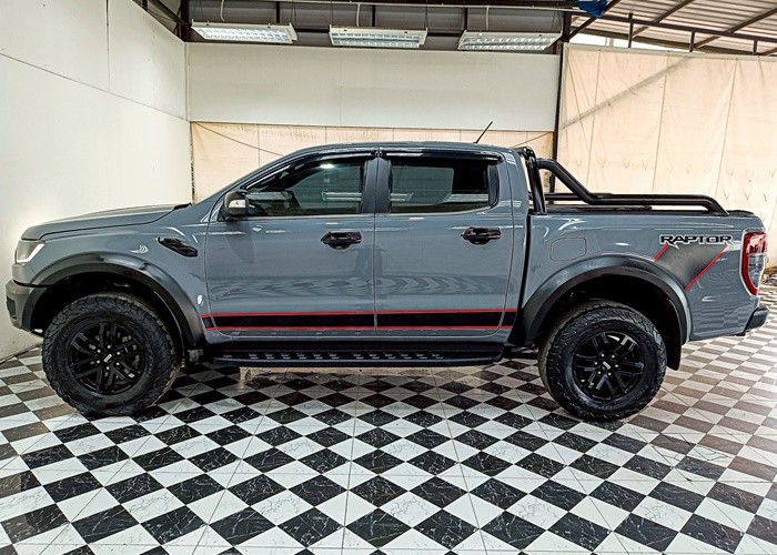 Used 9
                    FORD
                     for Sale Image