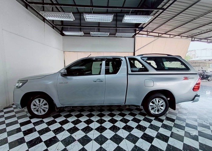 Used 6
                    TOYOTA
                     for Sale Image