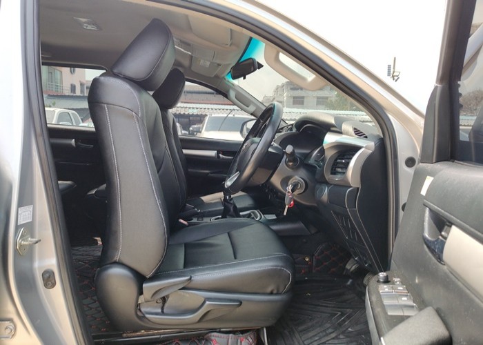 Used 12
                    TOYOTA
                     for Sale Image
