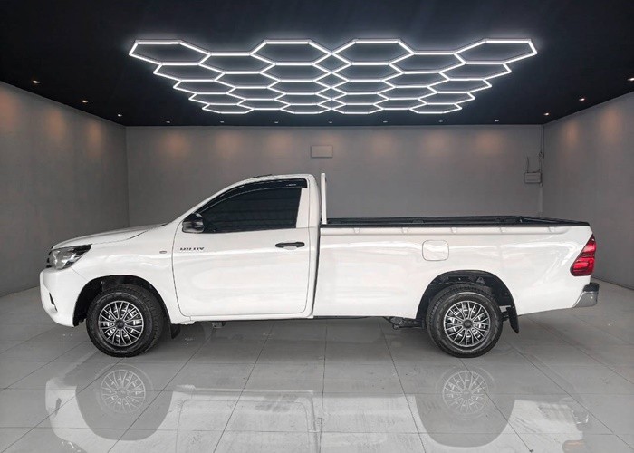 Used 5
                    TOYOTA
                     for Sale Image