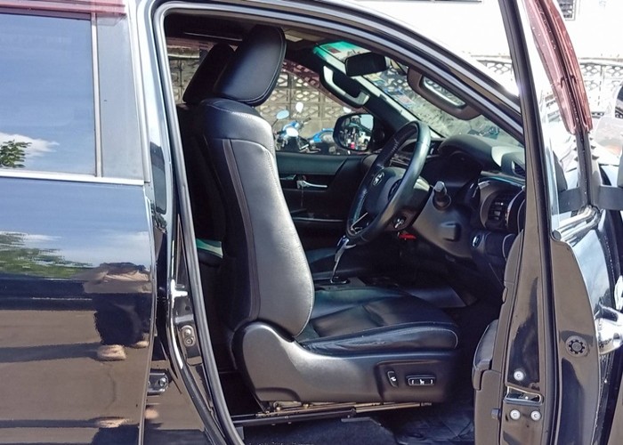 Used 5
                    TOYOTA
                     for Sale Image