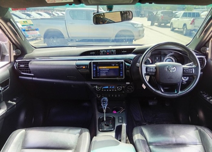 Used 5
                    TOYOTA
                     for Sale Image