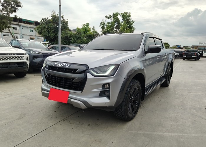 ISUZU
             
                 for Sale for Sale