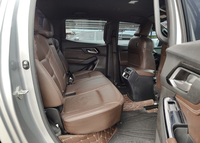 Used 1
                    ISUZU
                     for Sale Image