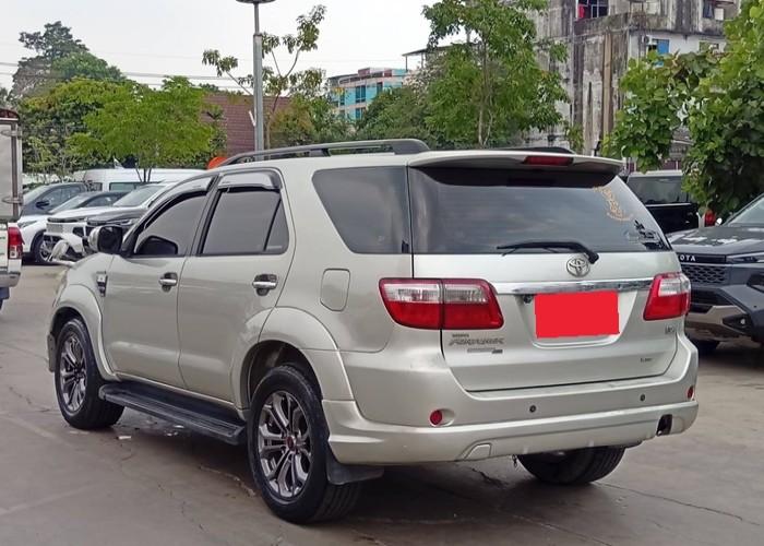 Used 7
                    TOYOTA
                     for Sale Image