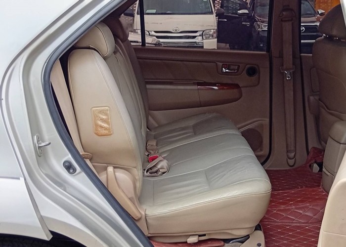 Used 7
                    TOYOTA
                     for Sale Image