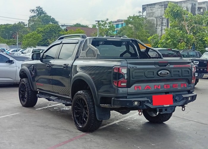 Used 12
                    FORD
                     for Sale Image