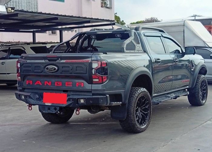 Used 12
                    FORD
                     for Sale Image