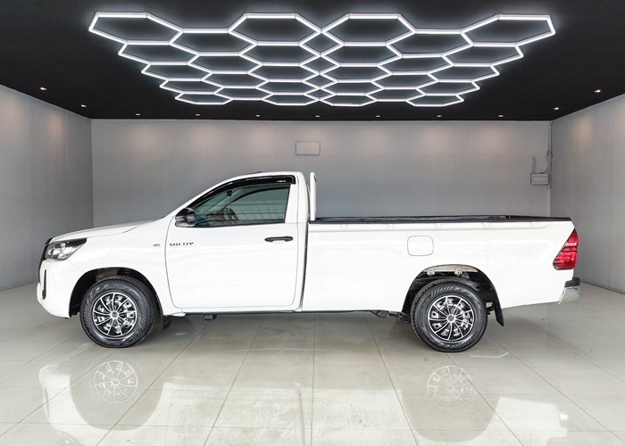 Used 6
                    TOYOTA
                     for Sale Image