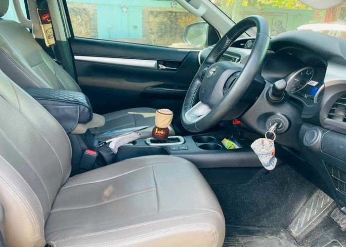 Used 9
                    TOYOTA
                     for Sale Image