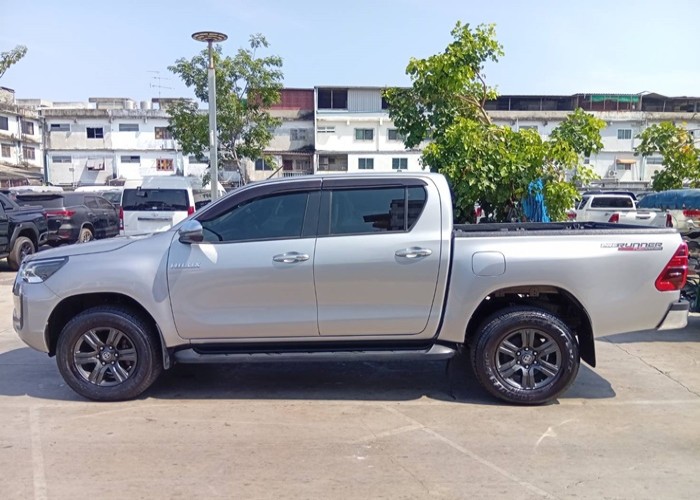 Used 7
                    TOYOTA
                     for Sale Image