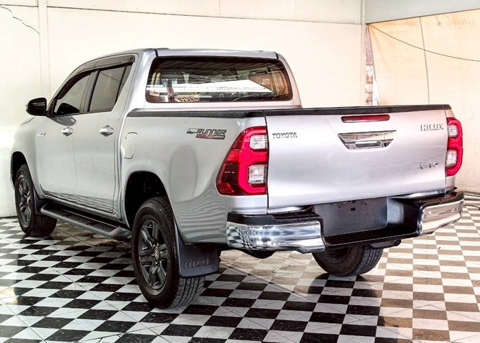 Used 7
                    TOYOTA
                     for Sale Image