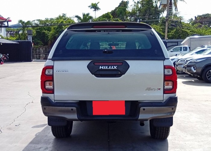 Used 5
                    TOYOTA
                     for Sale Image