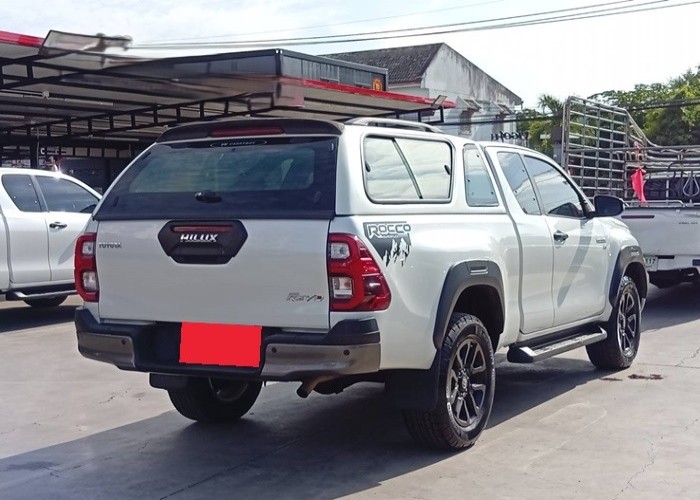 Used 5
                    TOYOTA
                     for Sale Image