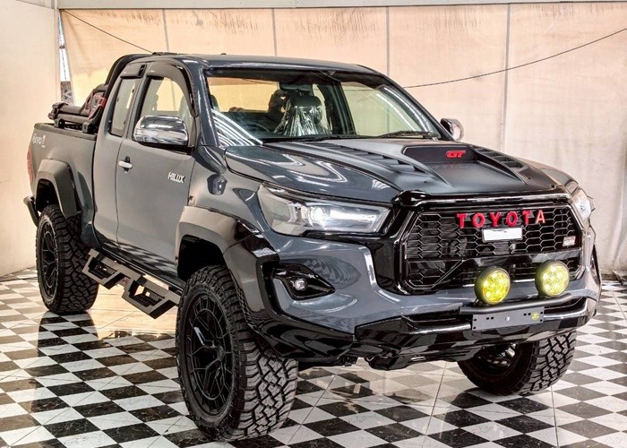 Used 9
                    TOYOTA
                     for Sale Image