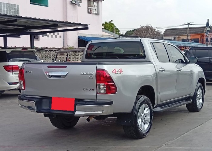 Used 12
                    TOYOTA
                     for Sale Image