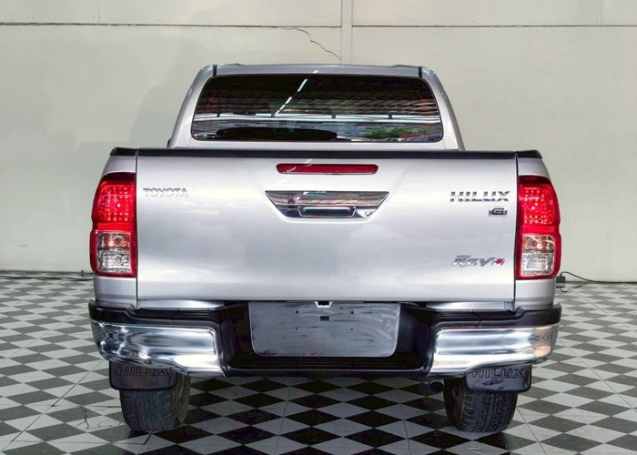 Used 12
                    TOYOTA
                     for Sale Image