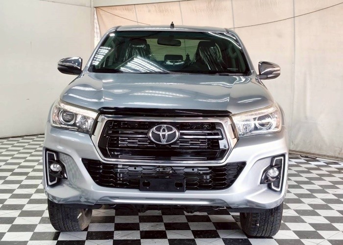 Used 12
                    TOYOTA
                     for Sale Image