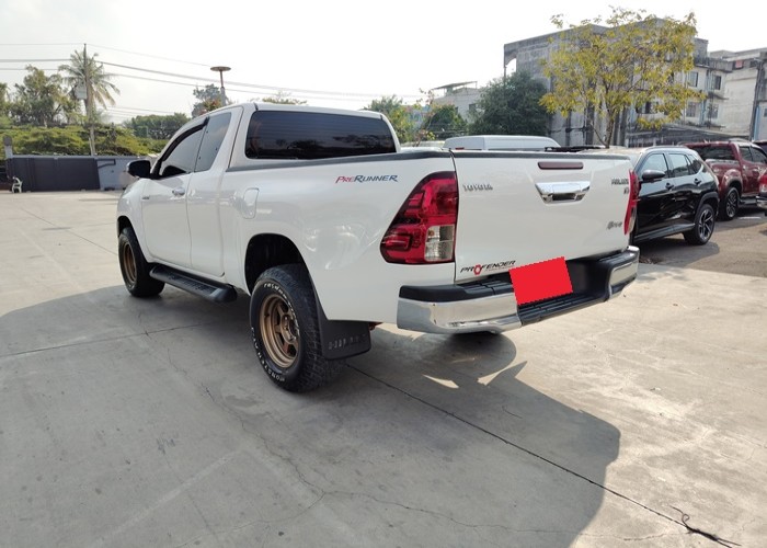 Used 8
                    TOYOTA
                     for Sale Image