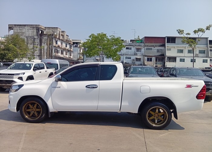 Used 6
                    TOYOTA
                     for Sale Image