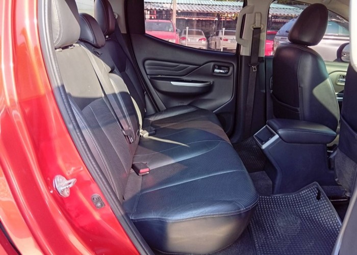 Used 6
                    MITSUBISHI
                     for Sale Image