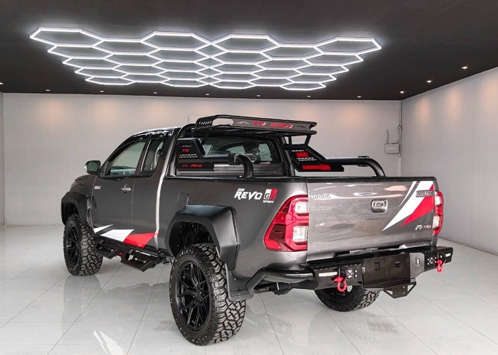 Used 8
                    TOYOTA
                     for Sale Image