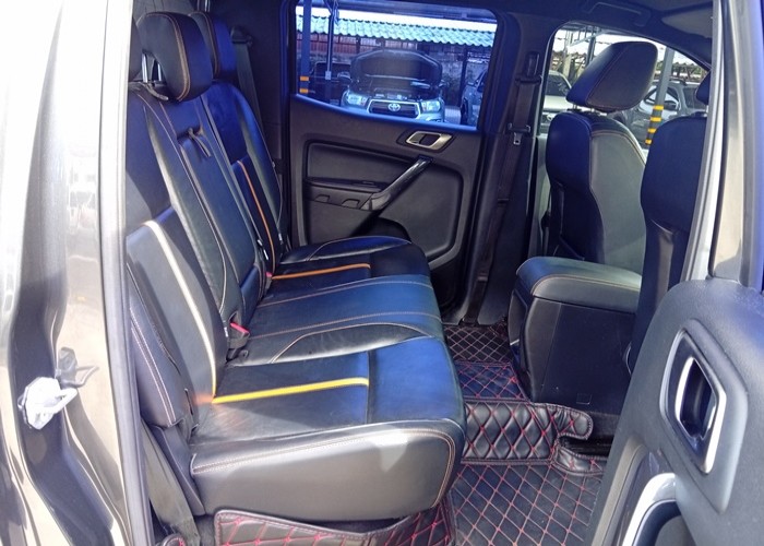 Used 8
                    FORD
                     for Sale Image