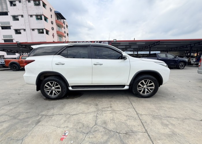 Used 6
                    TOYOTA
                     for Sale Image