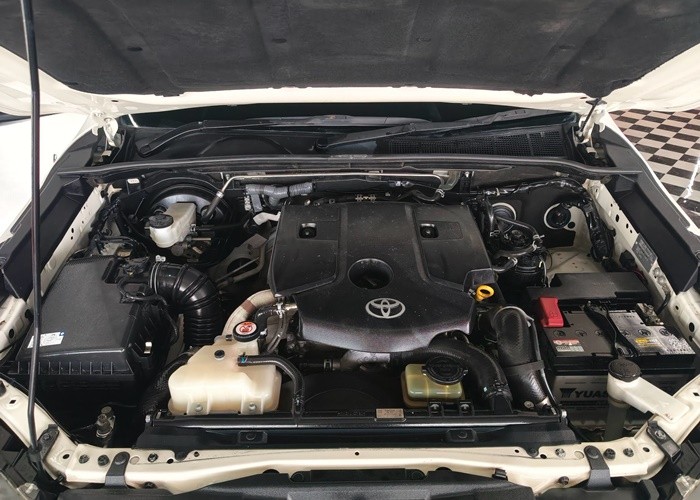 Used 5
                    TOYOTA
                     for Sale Image
