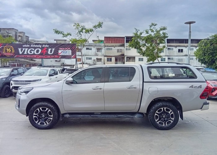Used 7
                    TOYOTA
                     for Sale Image