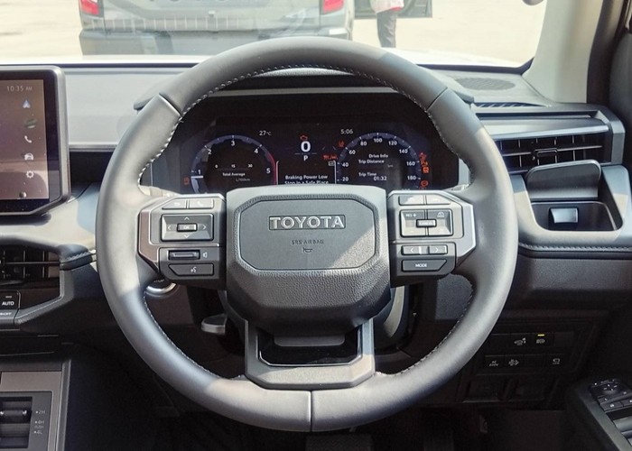 Used 1
                    TOYOTA
                     for Sale Image