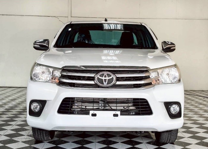 Used 11
                    TOYOTA
                     for Sale Image