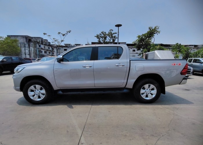 Used 7
                    TOYOTA
                     for Sale Image