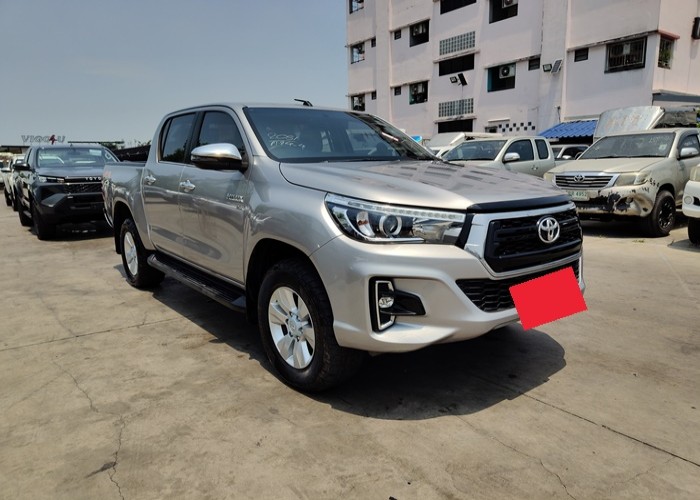 Used 7
                    TOYOTA
                     for Sale Image