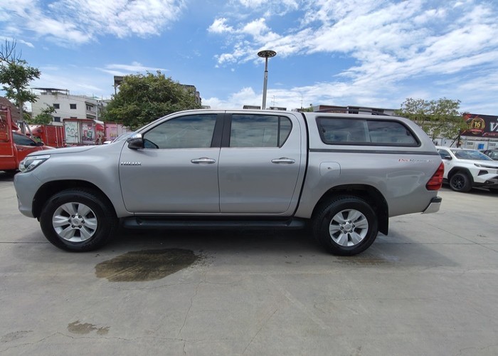 Used 12
                    TOYOTA
                     for Sale Image