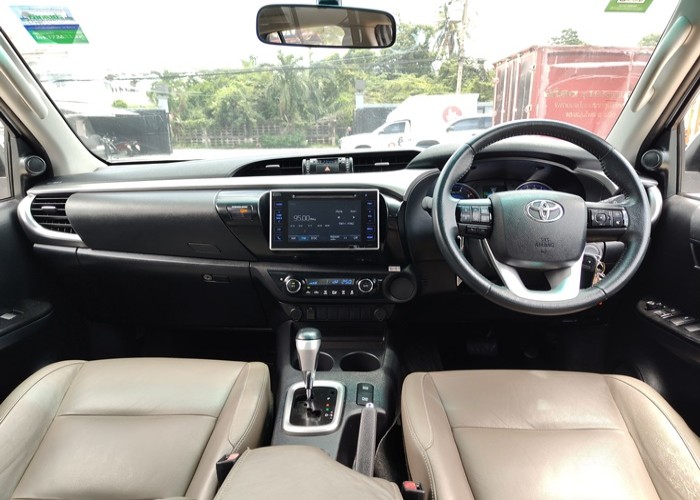 Used 12
                    TOYOTA
                     for Sale Image