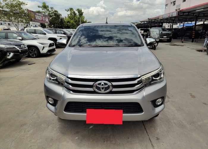 Used 12
                    TOYOTA
                     for Sale Image