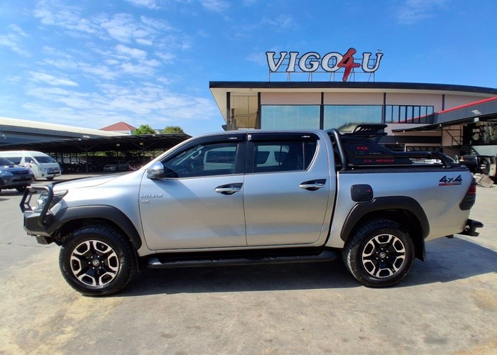 Used 11
                    TOYOTA
                     for Sale Image