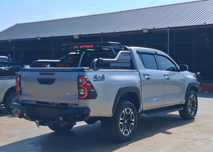 Used 11
                    TOYOTA
                     for Sale Image