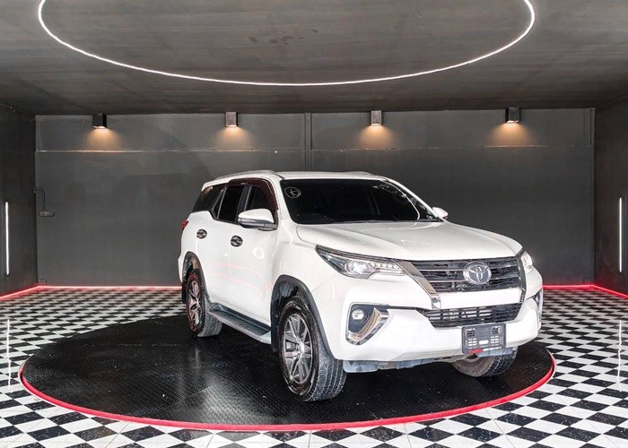 Used 4
                    TOYOTA
                     for Sale Image
