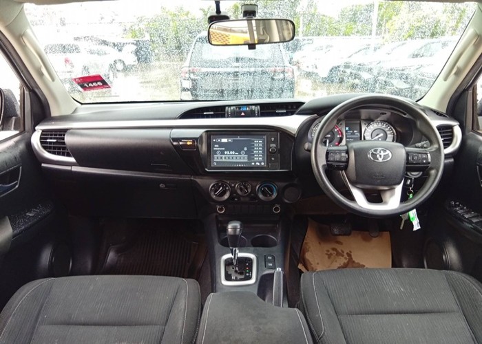 Used 12
                    TOYOTA
                     for Sale Image