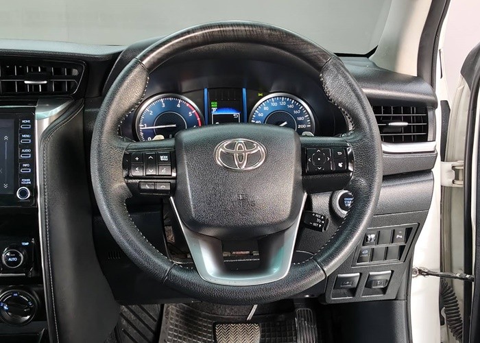 Used 6
                    TOYOTA
                     for Sale Image