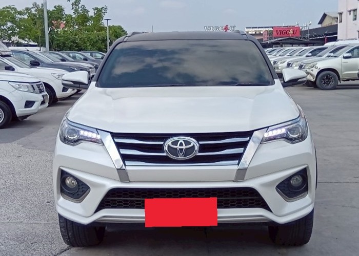 Used 8
                    TOYOTA
                     for Sale Image